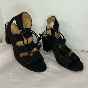 Antonio Melani women’s size 9.5 laced heal sandals.